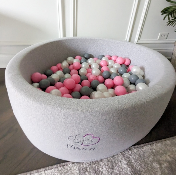 Ball Pit - Kids / Toddler / Baby